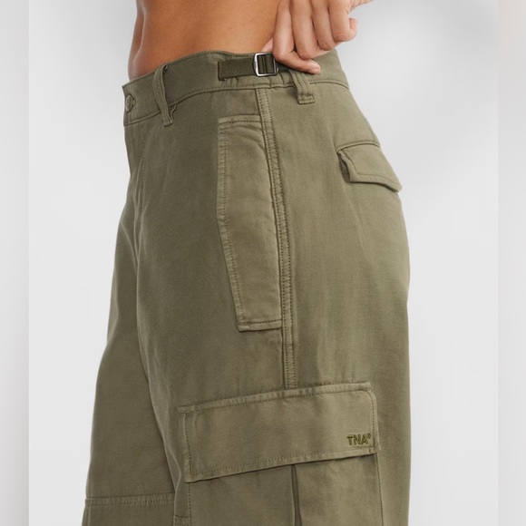 Aritzia TNA New Supply Cargo Pant Size 0 in Light Birch - Picture 6 of 6